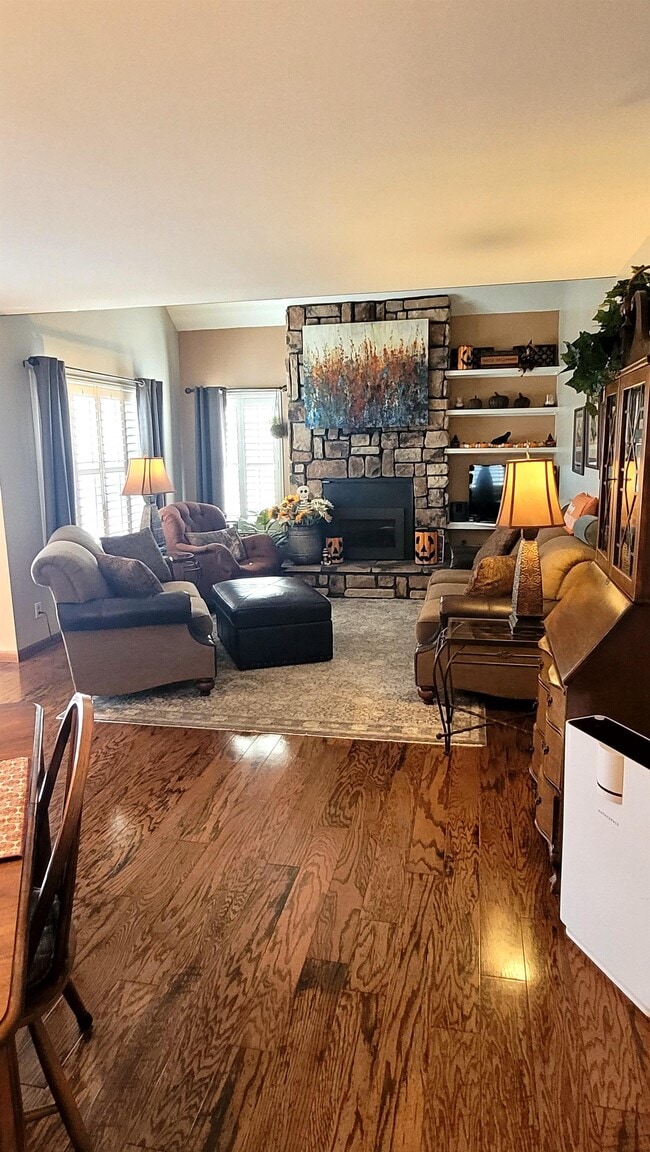 Photo - 294 Cobblestone Dr