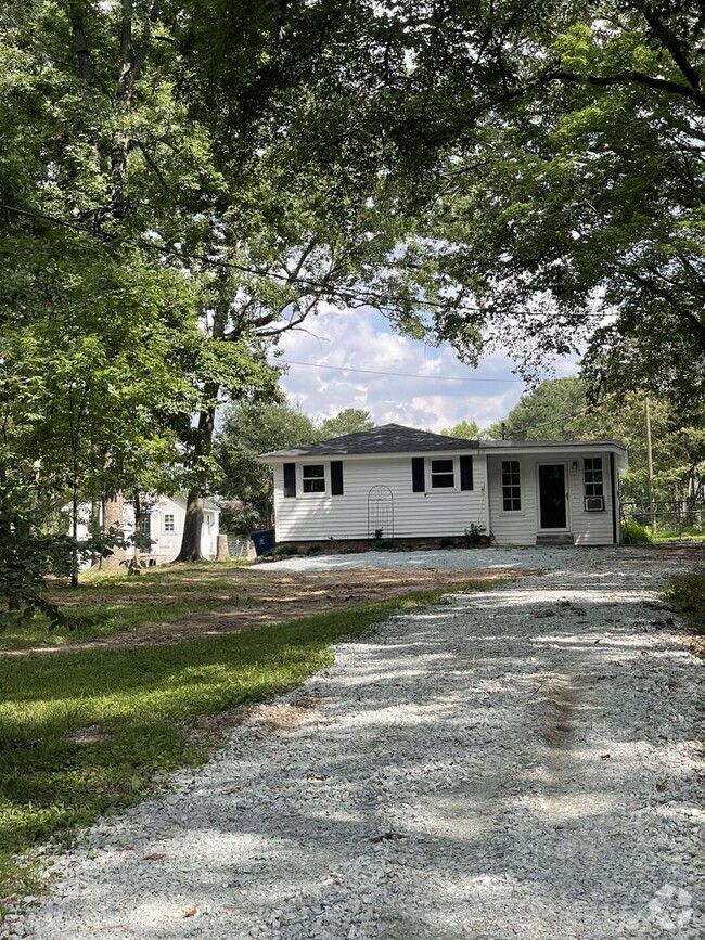 Building Photo - 214 Patterson Rd Rental