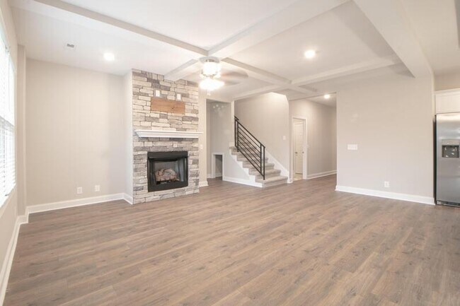 Photo - 2114 Ireland Wy