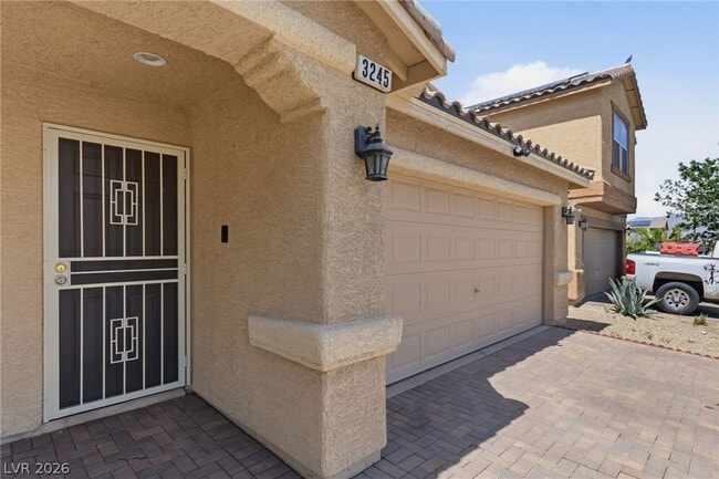 Photo - 3245 Aiken Way