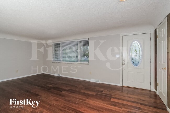 Photo - 1244 Day Cir E