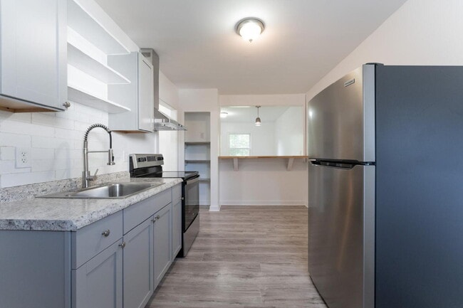 Photo - Updated 2 Bed 1 Bath in The Nations Unit 2