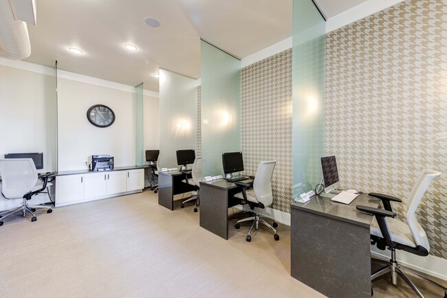 Lakeshore Lofts apartments — community photo
