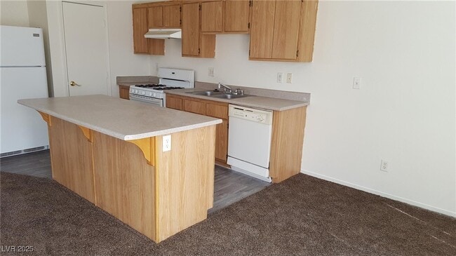 Photo - 5228 Shasta Daisy St