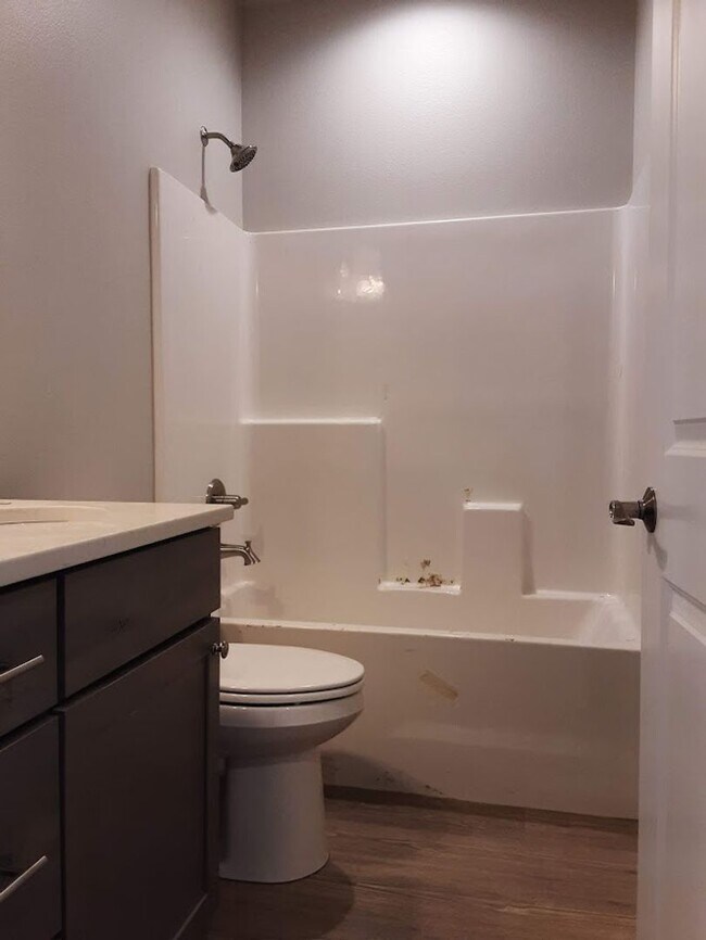 Photo - Love 2165/ 2167 Unit 2167