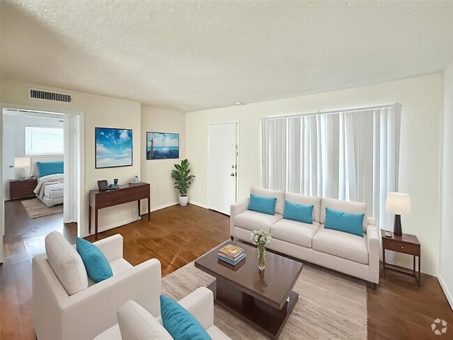 Building Photo - 4811 Live Oak St Unit 203 Rental