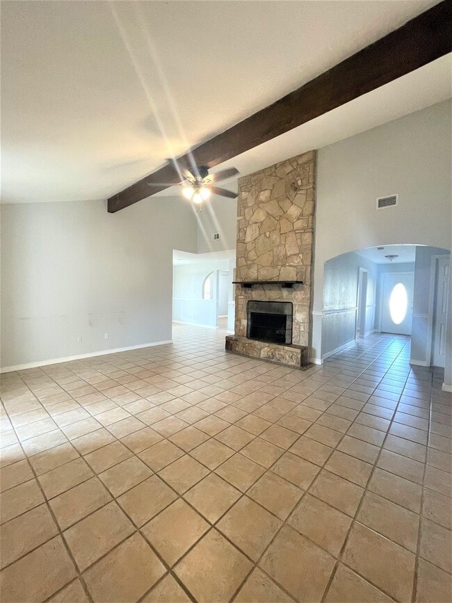 Photo - 131 Dennis Dr