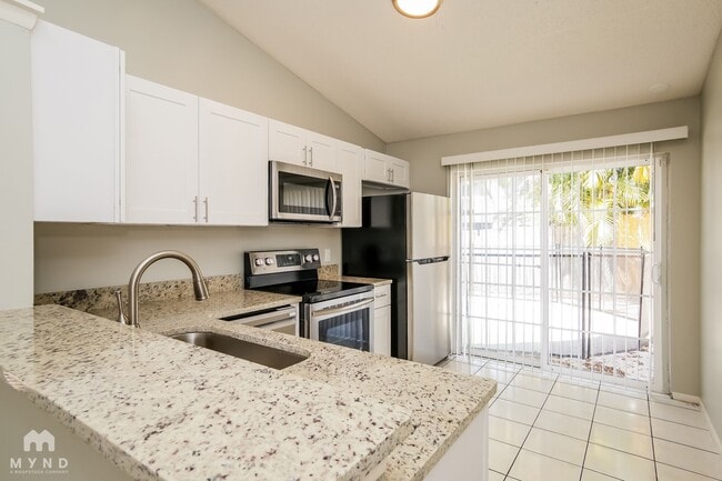 Photo - 1183 Pin Oak Dr