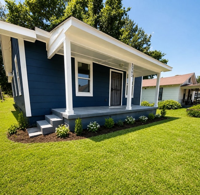 Photo - 2543 Pershing Ave