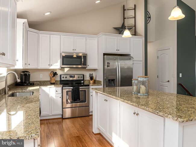 Photo - 5 Rectory Ln