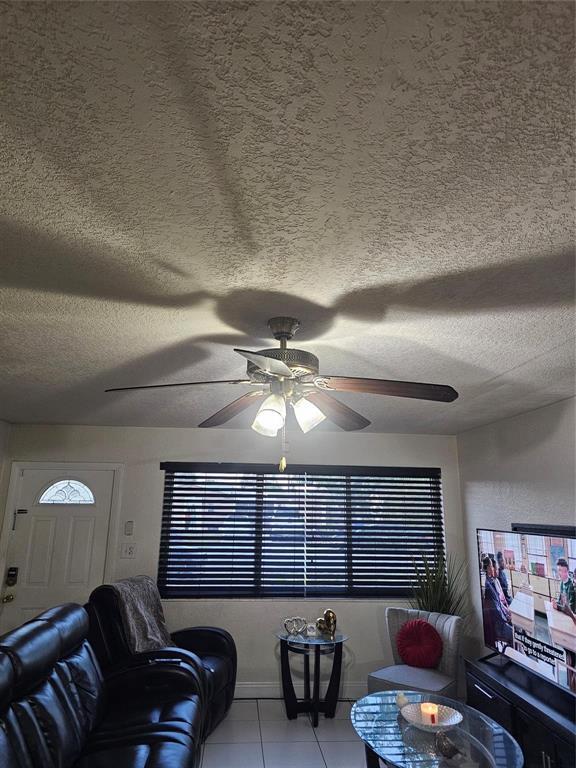 Photo - 3340 SW 18th St