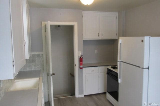 Photo - 932 Detroit Ave