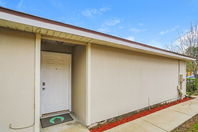 Photo - 7939 Cherry Blossom Dr S