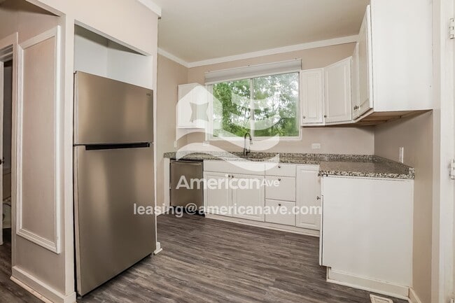 Photo - 691 Wooster Road North