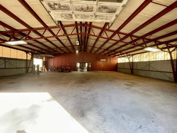 Photo - 45 Hoppen Rd Unidad Warehouse