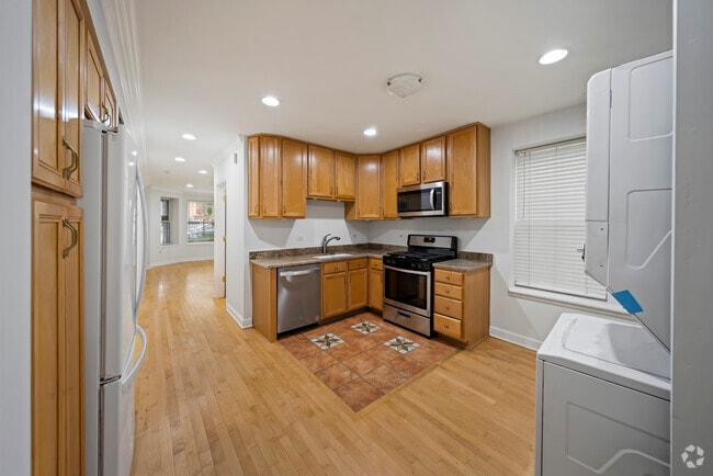 Building Photo - 2325 W Rice St Unit gard Rental