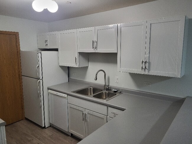 Photo - 1371 Cunat Ct Unit 1D