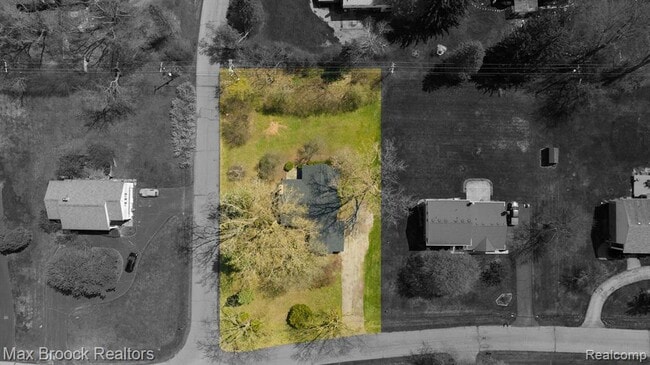 Photo - 6207 Nicholas Dr