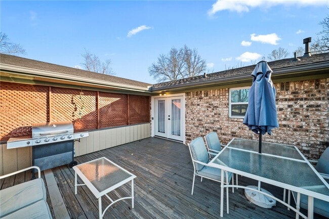 Photo - 1202 SW B St