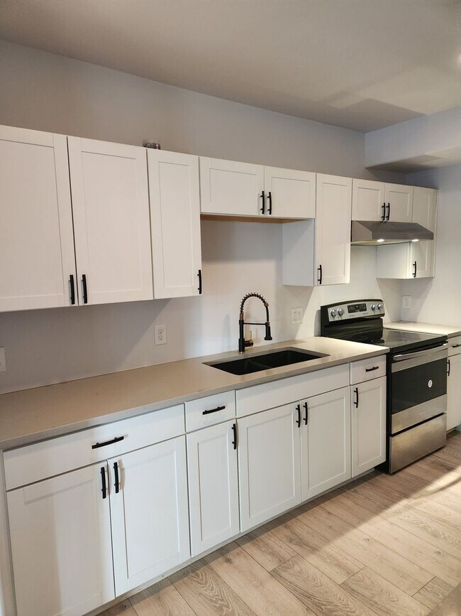 Photo - Hampton Duplex for Rent!