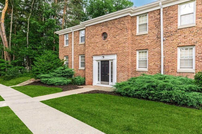 Brooklane Apartments