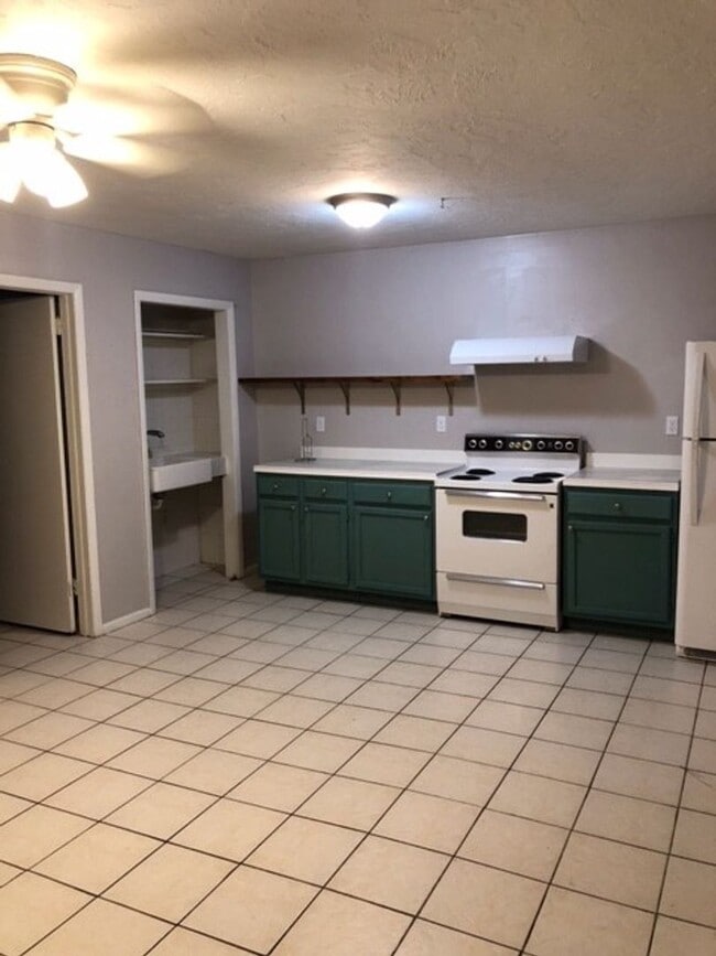Photo - 1104 59th Ave Dr W Unidad C