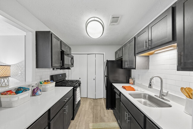 Berkeley Landing Apartments