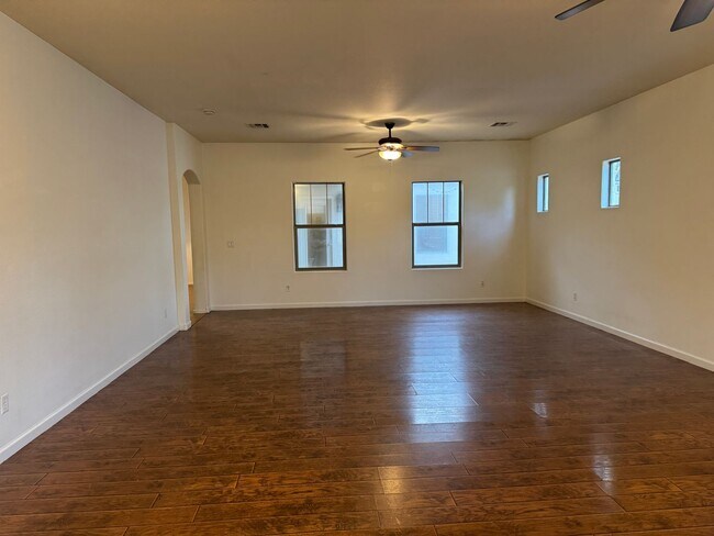 Photo - 3424 E Vernon St