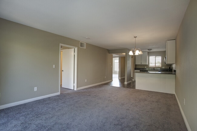 1908 Tierra Vista Dr