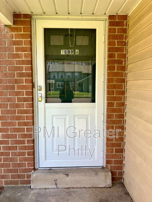 Photo - 1688 Bluebird Dr Unit A