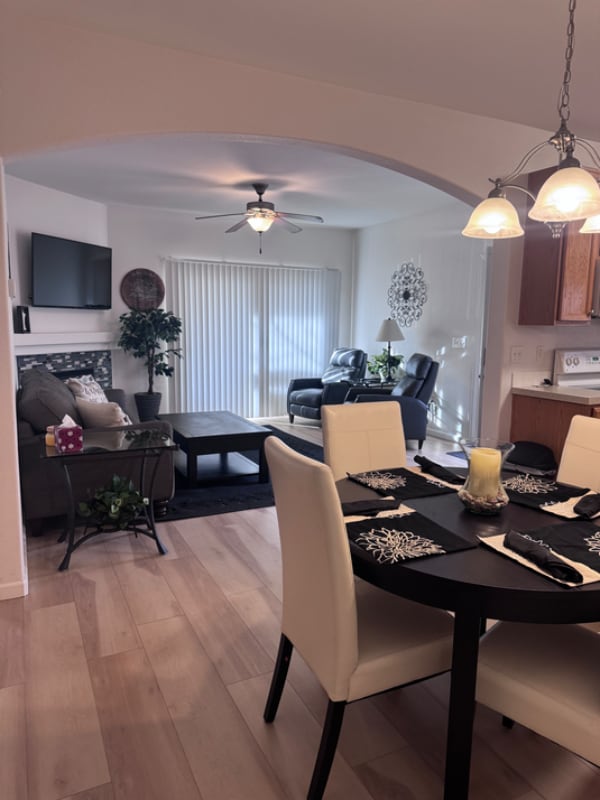 Photo - 4695 Hahns Peak Dr Unidad 101