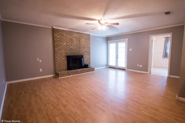 Photo - 109 Tecumseh Trail