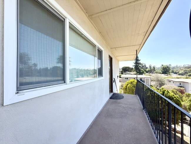 259 Alestar St Unit 4