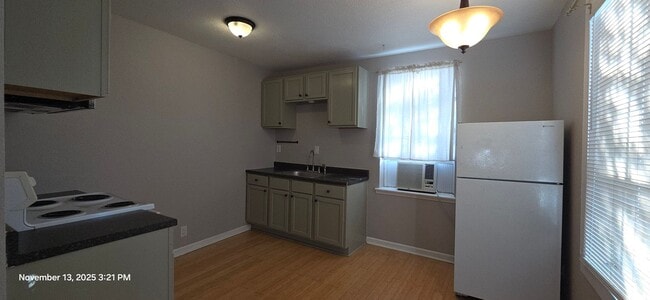 Photo - Mahncke Park ~ 2bd/1ba ~ Cozy Apartment Unit #1
