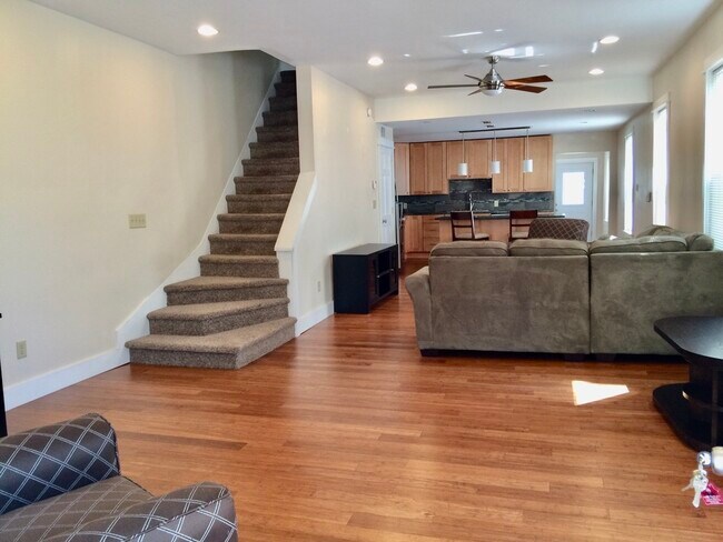 Photo - 524 7th Ave