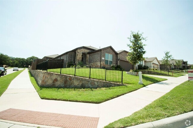 Building Photo - 3718 Brazos St Rental