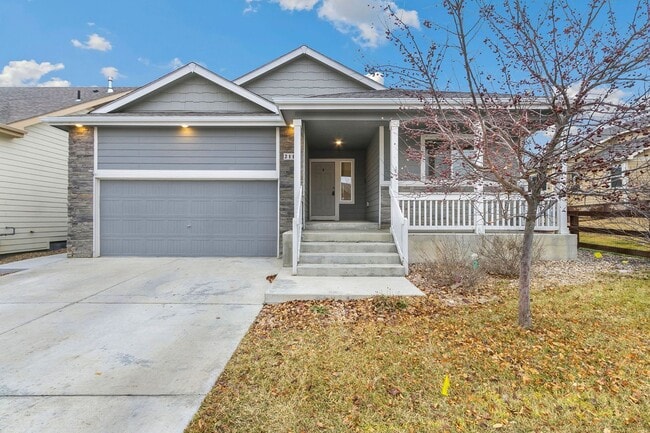 Building Photo - RainDance Resort-Style Living with 5 Bedroom, 3 Bathroom Ranch Home!