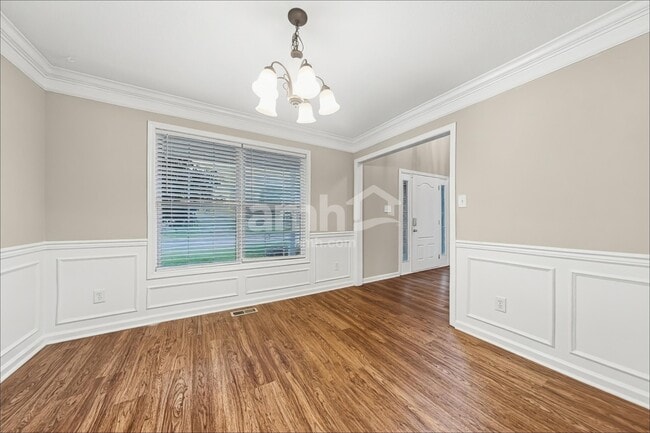 4905 Sunday Silence Dr