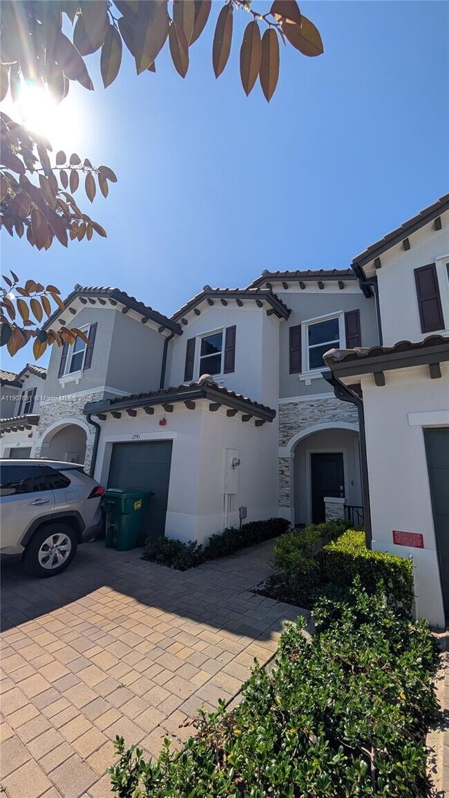 Building Photo - 2741 NW 55th Way