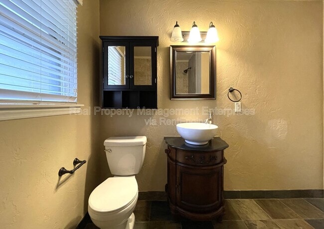 Photo - 2225 NW 50th St