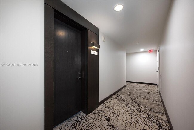 Photo - 900 Biscayne Blvd Unidad 909