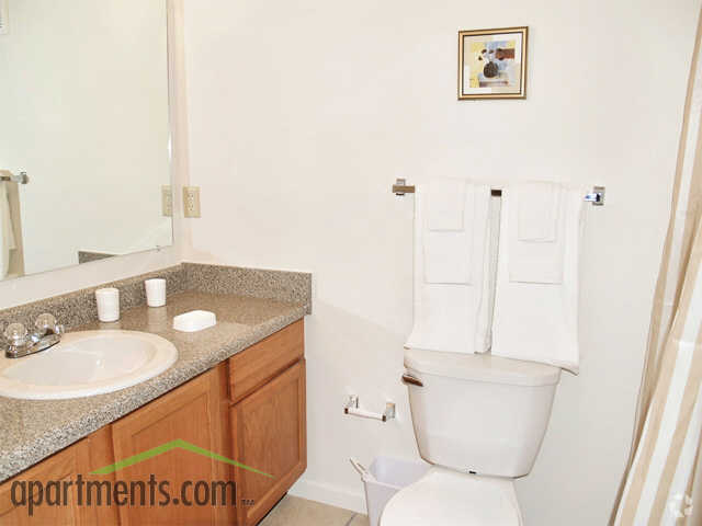 Bathroom - Magnolia Court Apartments