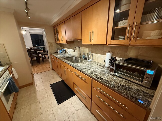 Photo - 4501 Lindell Blvd Unit 4B