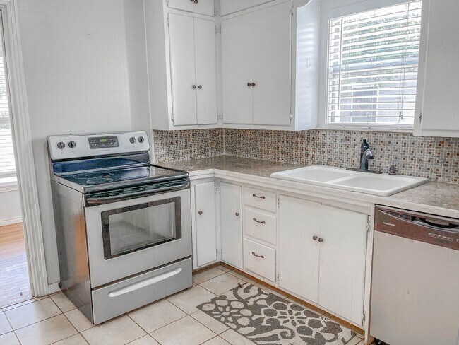 Photo - 3418 26th St