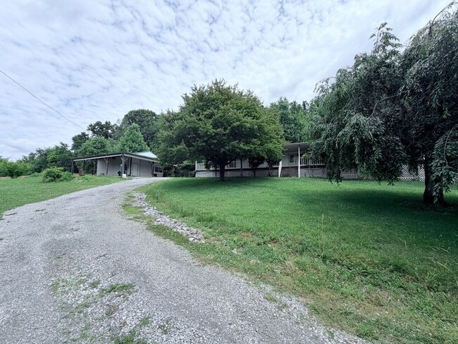 Photo - Secluded 3-Bedroom with Wrap-Around Porch -- Jonesborough