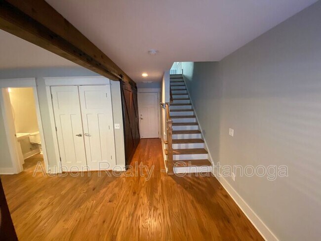 Photo - 602 Mariner Way