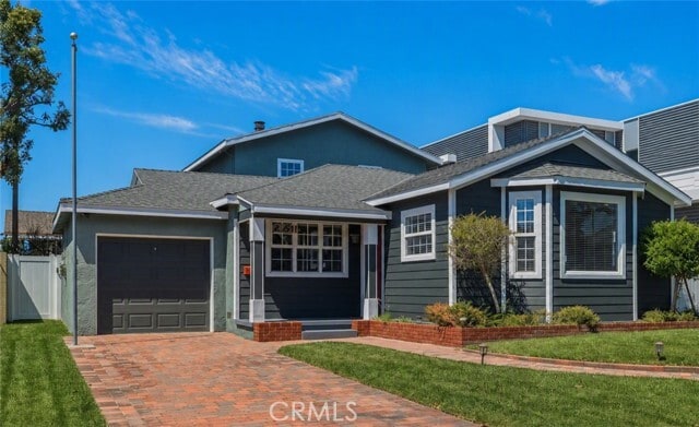 Building Photo - 2611 Alvord Ln
