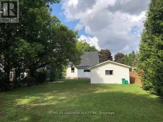 Photo - 30 Joseph St