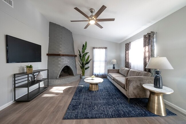 Photo - 4900 Hawk Cove Unit - A