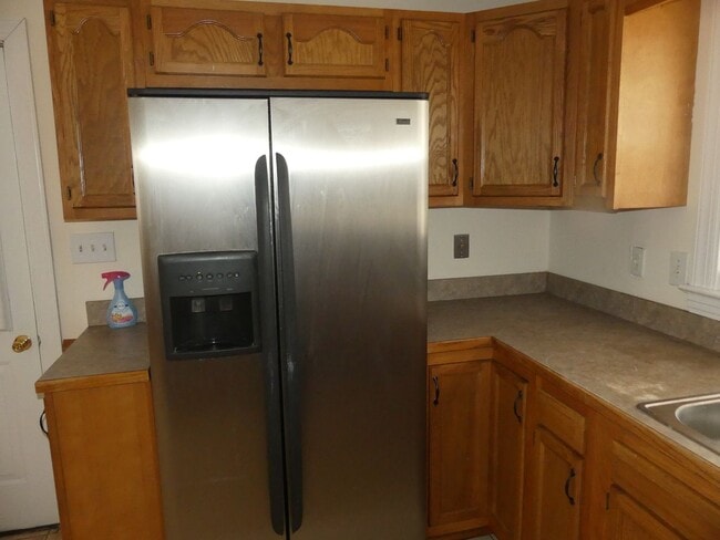 Building Photo - 100 Lodge Rd